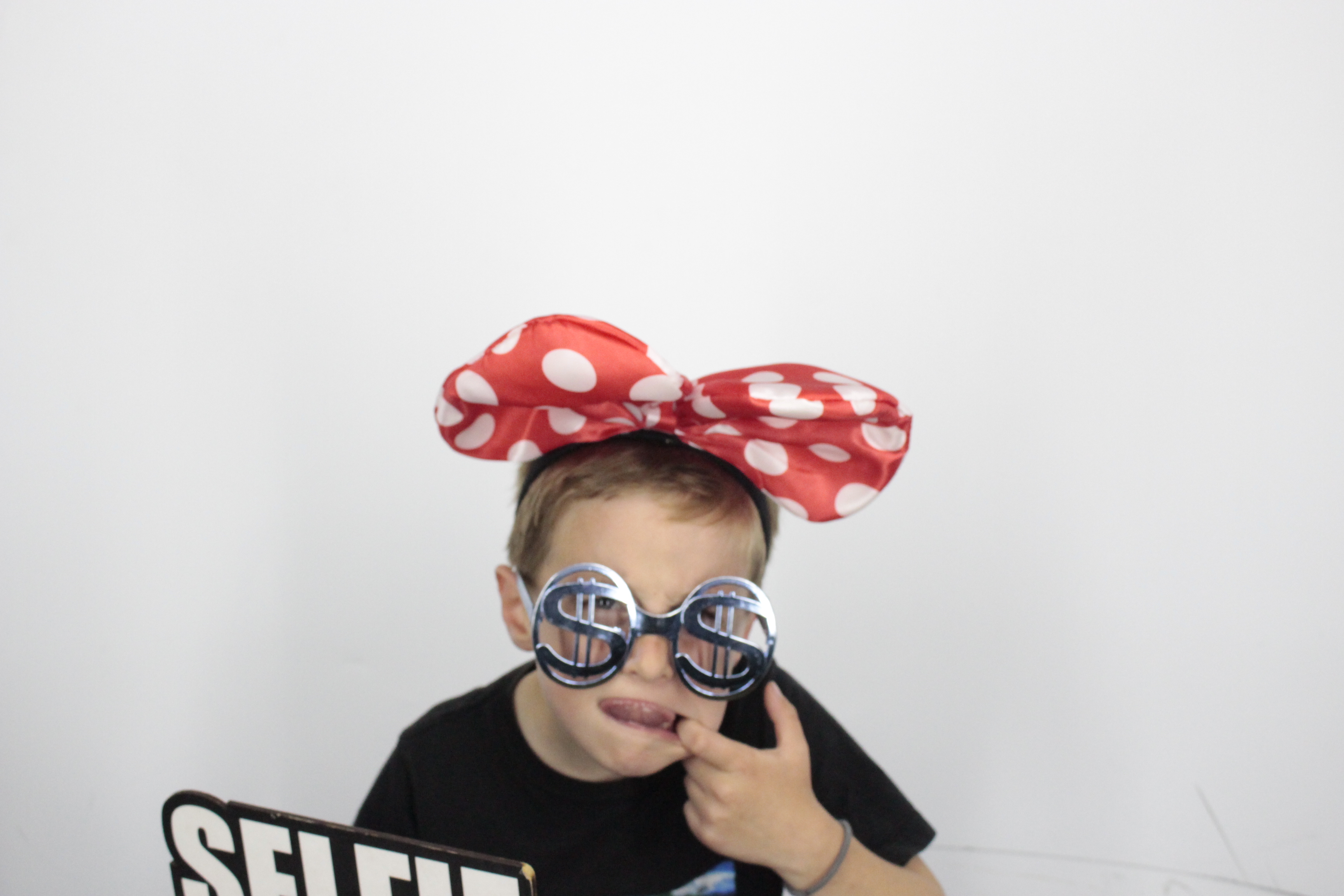 Alan's 50th Birthday  | View more photos from the event at gallery.myphotoboothexperience.co.uk/u/MyPhotoBoothExperienceLtd/Alans-50th-Birthday